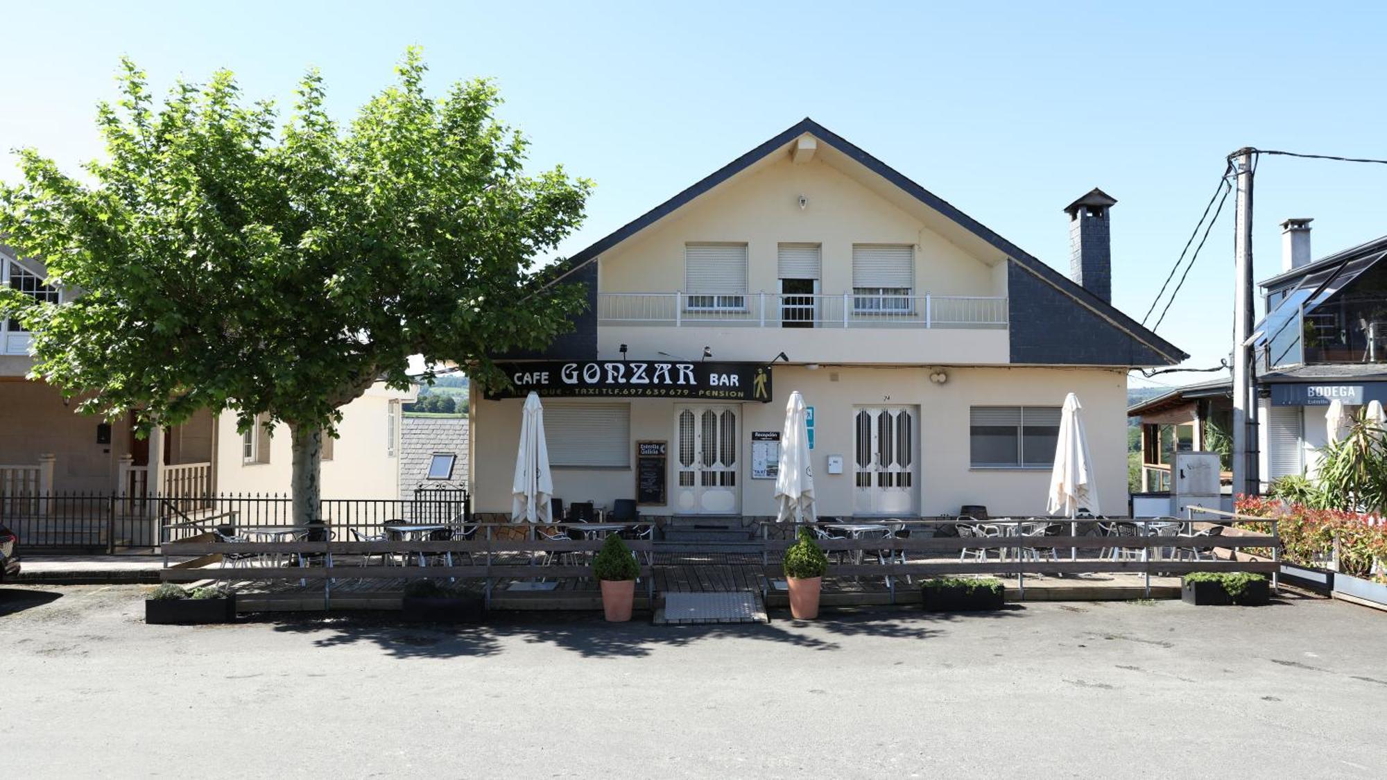 Pension Albergue Gonzar Portomarín Extérieur photo