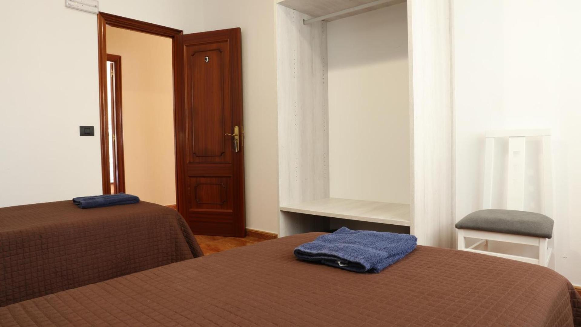 Pension Albergue Gonzar Portomarín Extérieur photo